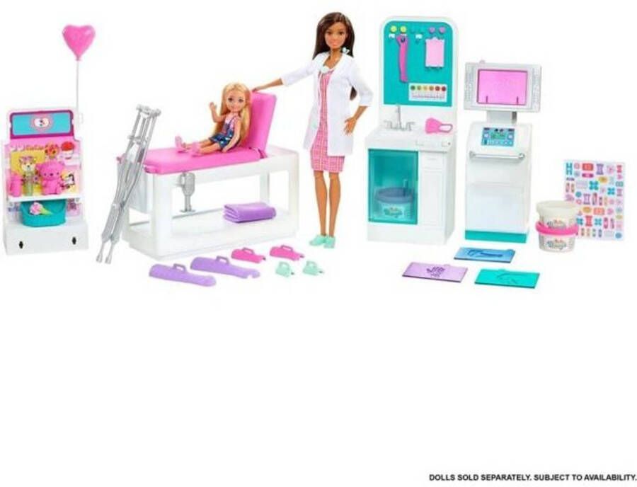 Barbie Clinic Box Met Brunette Dokterpop En Meer Dan 30 Items En Accessoires Fashion Doll Vanaf 3 Jaar